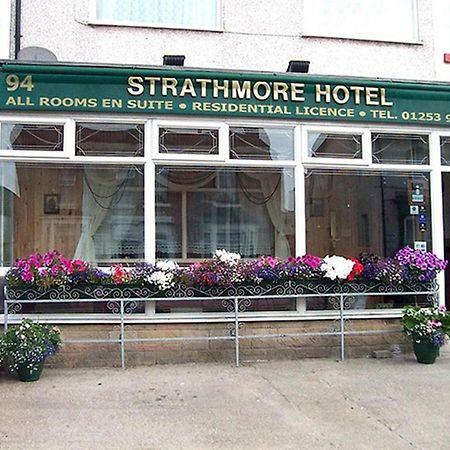 Strathmore Hotel Blackpool Bagian luar foto
